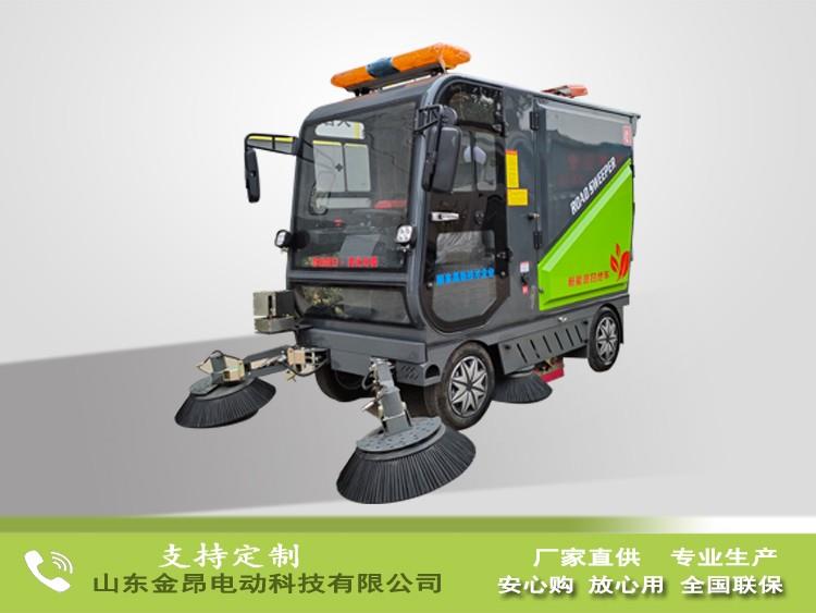 電動(dòng)四輪掃地車
